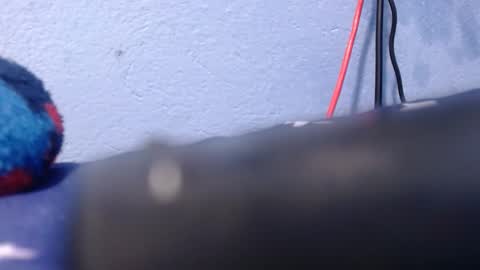 cristal online show from February 13, 2025, 3:07 am