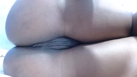 cristal online show from March 12, 2025, 5:57 am