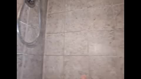 man1festit online show from September 28, 2025, 8:47 pm