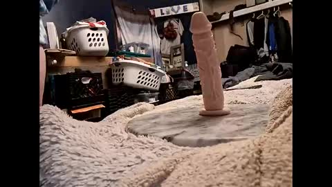 man1festit online show from November 24, 2025, 7:30 am