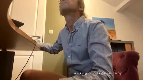 man38110 online show from September 18, 2025, 9:50 pm