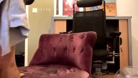 man38110 online show from October 3, 2025, 12:18 am