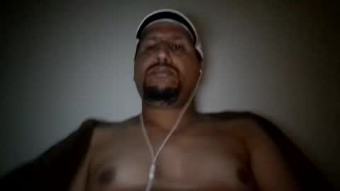 Snapshot of man_new chatting on March 2, 2025, 12:09 am Man new online show from March 2, 2025, 12:09 am