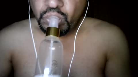 Snapshot of man_new chatting on October 23, 2025, 12:10 am Man new online show from October 23, 2025, 12:10 am