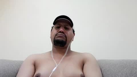 Snapshot of man_new chatting on November 8, 2025, 10:26 am Man new online show from November 8, 2025, 10:26 am