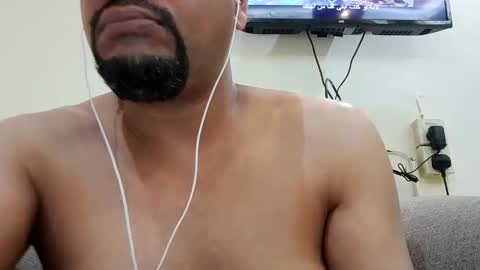 Snapshot of man_new chatting on November 11, 2025, 12:38 pm Man new online show from November 11, 2025, 12:38 pm