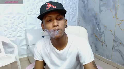 man_sant11 online show from April 3, 2026, 2:15 pm