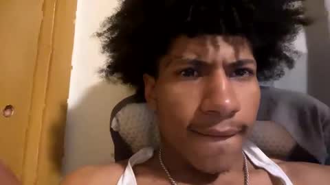 Snapshot of mandingoomann5 chatting on September 19, 2025, 8:27 am MandingooMann online show from September 19, 2025, 8:27 am