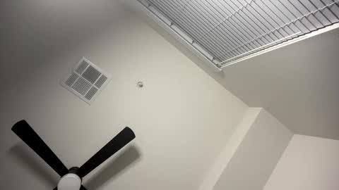 Snapshot of mandingoomann5 chatting on October 17, 2025, 10:29 am MandingooMann online show from October 17, 2025, 10:29 am