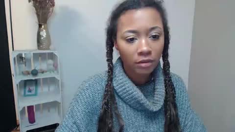 Snapshot of mandy_clar chatting on December 2, 2024, 12:18 pm Mandy online show from December 2, 2024, 12:18 pm