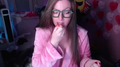 Snapshot of mandybabyxxx chatting on March 9, 2025, 2:39 am MandyBabyXXX online show from March 9, 2025, 2:39 am