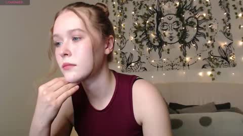 Snapshot of mandymilson chatting on October 27, 2025, 4:11 pm Mandy online show from October 27, 2025, 4:11 pm