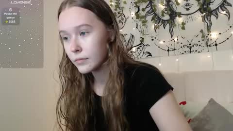 Snapshot of mandymilson chatting on November 6, 2025, 3:02 pm Mandy online show from November 6, 2025, 3:02 pm