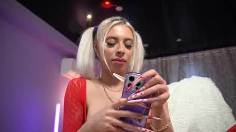 Anto Lovense is Active My pleasure is in your hands Private is Open online show from February 19, 2026, 7:48 am