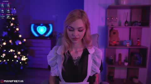 Snapshot of manifreyja chatting on December 26, 2024, 12:03 am Amelie online show from December 26, 2024, 12:03 am