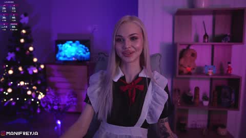 Snapshot of manifreyja chatting on January 6, 2025, 1:09 am Amelie online show from January 6, 2025, 1:09 am