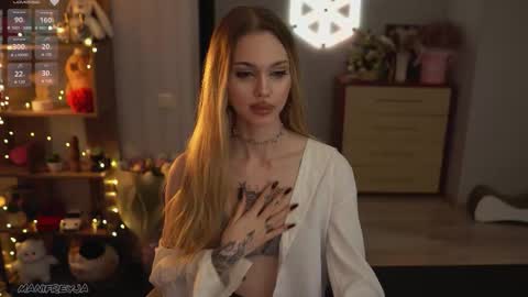 Snapshot of manifreyja chatting on September 26, 2025, 1:09 am Amelie online show from September 26, 2025, 1:09 am