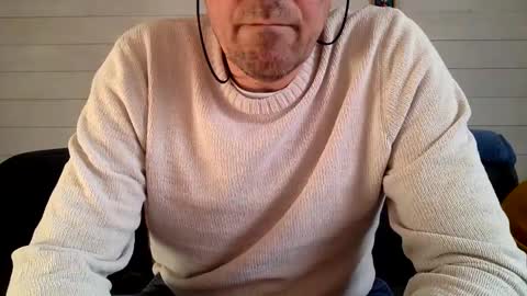 Snapshot of manpower2012 chatting on December 31, 2024, 11:53 am Manpo online show from December 31, 2024, 11:53 am