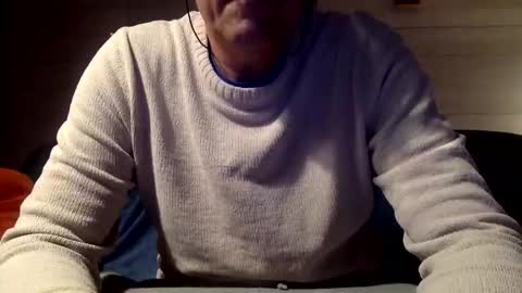 Snapshot of manpower2012 chatting on October 6, 2025, 9:23 pm Manpo online show from October 6, 2025, 9:23 pm