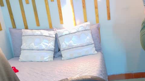 Snapshot of manu_gonza chatting on November 8, 2025, 10:59 am MANU online show from November 8, 2025, 10:59 am