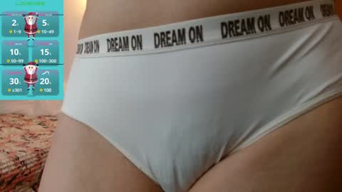 Snapshot of manue_bela chatting on January 16, 2025, 11:04 am Angela online show from January 16, 2025, 11:04 am