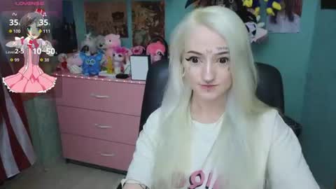 Manuela online show from June 16, 2026, 7:38 pm