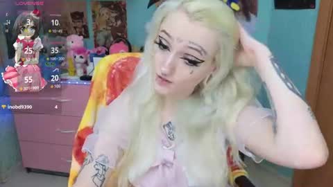 Manuela online show from July 2, 2026, 5:52 pm