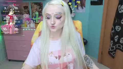Manuela online show from July 20, 2026, 6:32 pm