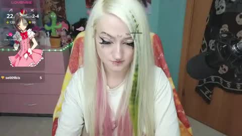 Manuela online show from July 22, 2026, 8:33 pm