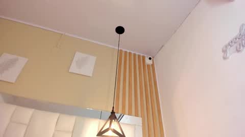 manu 3 online show from December 3, 2024, 1:19 am