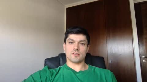 manuelgasdcon online show from October 28, 2025, 7:49 pm