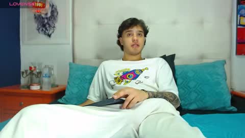 Manuel online show from March 19, 2026, 4:38 am