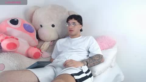 Manuel online show from May 16, 2026, 12:18 am
