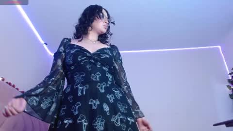 Snapshot of manumeow_ chatting on January 20, 2025, 11:54 pm Manu online show from January 20, 2025, 11:54 pm