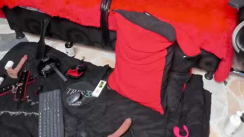 Mara  online show from November 15, 2025, 2:53 am