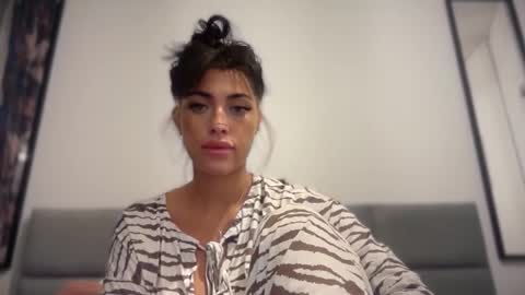 Snapshot of marakuia054 chatting on November 3, 2025, 7:04 pm Marakuia online show from November 3, 2025, 7:04 pm