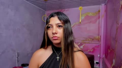 maraluna__ online show from July 6, 2026, 12:02 pm