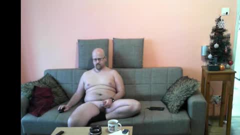 Snapshot of maraoles2 chatting on December 31, 2024, 8:26 am Maraoles online show from December 31, 2024, 8:26 am