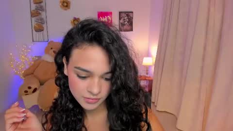 Snapshot of maravelvett chatting on June 26, 2026, 11:09 pm Mara online show from June 26, 2026, 11:09 pm