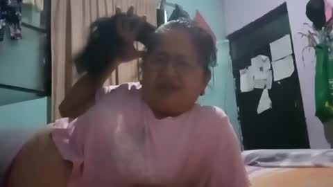 Snapshot of marce_ros_ chatting on December 24, 2024, 12:00 am Marce Ros online show from December 24, 2024, 12:00 am
