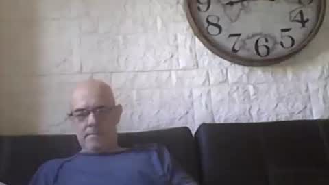 marcekir online show from January 10, 2025, 1:31 pm