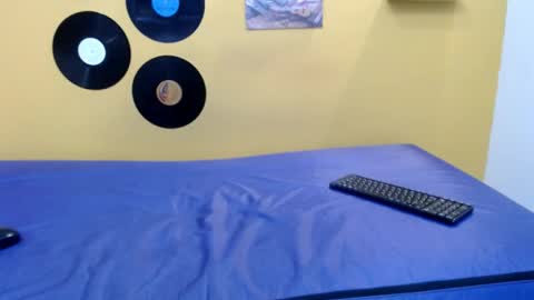 marcelasweet457 online show from April 12, 2026, 1:27 pm