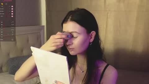 Marcelline online show from February 25, 2026, 4:11 am