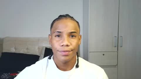 Snapshot of marcelo_dosantos77 chatting on June 20, 2026, 8:33 pm MARCELO online show from June 20, 2026, 8:33 pm