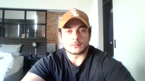 marcelpret20 online show from June 4, 2026, 1:17 pm