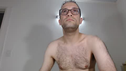 Snapshot of marcelsoltero chatting on December 23, 2024, 5:28 am marcnashio online show from December 23, 2024, 5:28 am