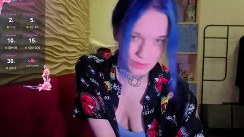 marci_n online show from November 18, 2025, 9:19 pm
