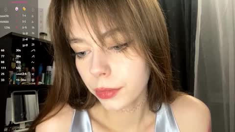 Alisa online show from September 21, 2025, 3:13 pm