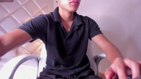 marco_deluxe online show from April 28, 2026, 11:48 am