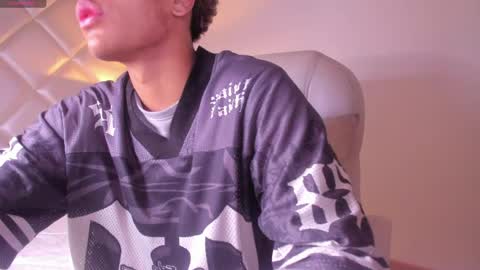 marco_deluxe online show from May 4, 2026, 11:39 am